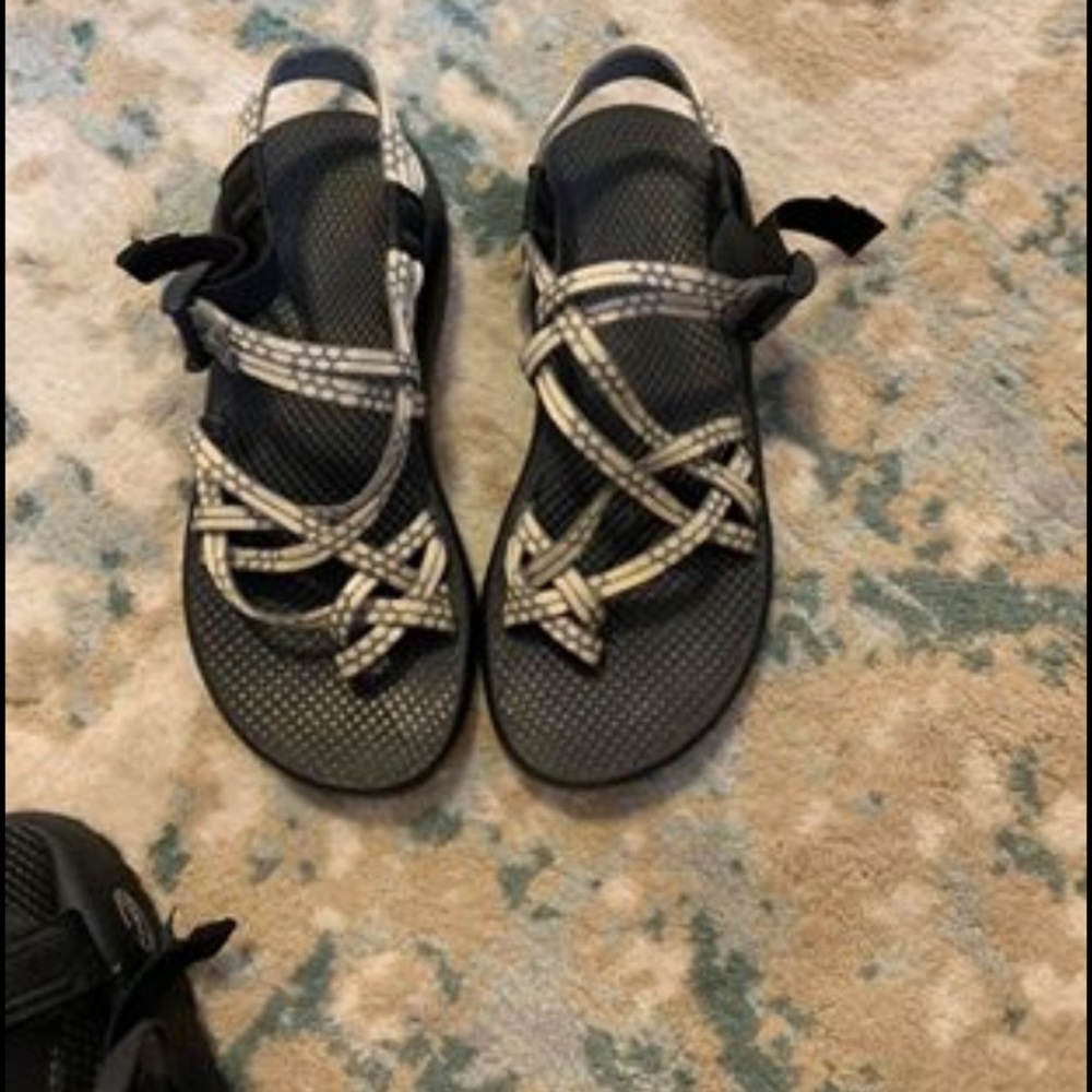 Chaco size 8